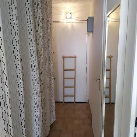 River City Apartment *